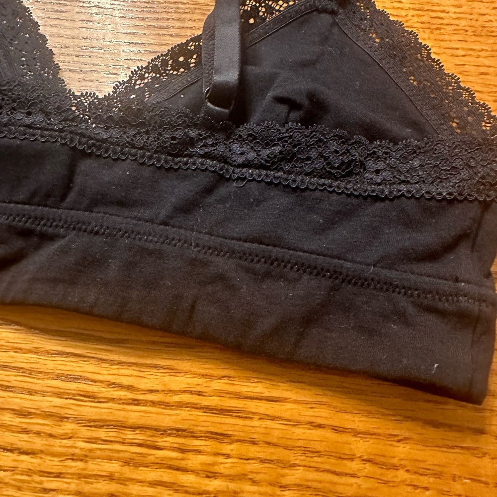 2 Jenni Bralettes 1 Blue Print & 1 Black NWT Size Small - Picture 10 of 12
